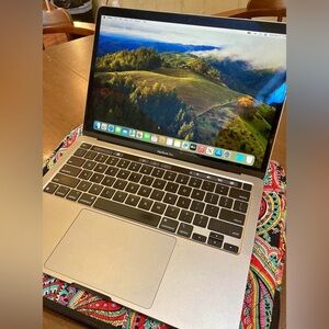 MacBook PRO 2020